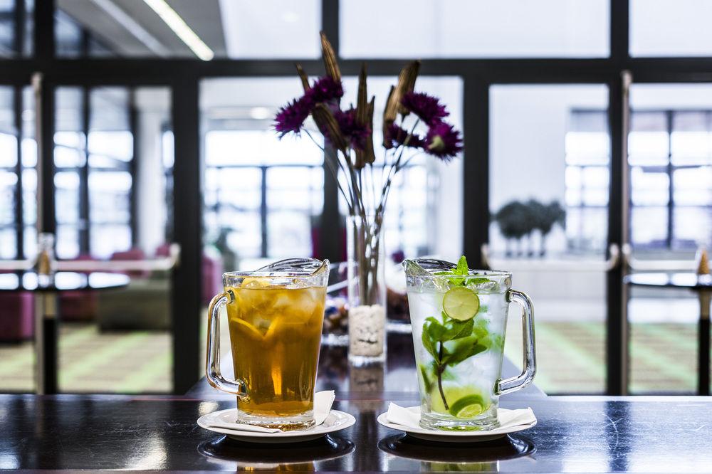 Hotel Courtyard By Marriott Airport Praga
