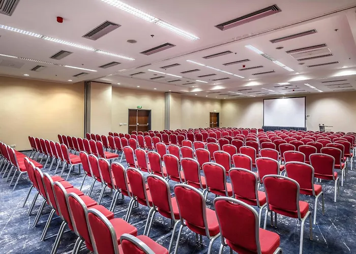 Courtyard By Marriott Prague Airport